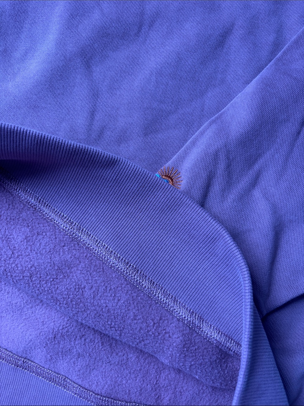 Faherty Men's Dusty Mauve Crewneck Sweatshirt, new with tags - Picture 6 of 7
